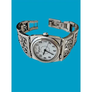 Brighton Richardson Watch New Battery Beautiful Silver Plated. Large face,